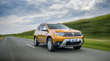 Dacia Duster 1.0-litre 100 TCe - Front 3/4 dynamic shot