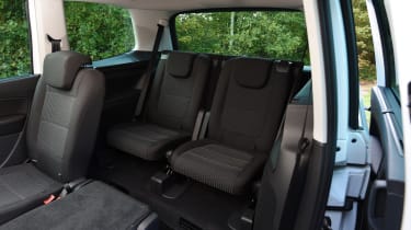 SEAT Alhambra - rear seats