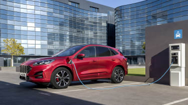 2019 Ford Kuga - charging point