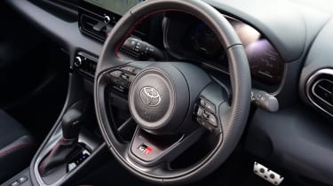 Toyota Yaris Carbuyer steering wheel