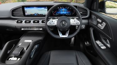 Mercedes GLE SUV dashboard