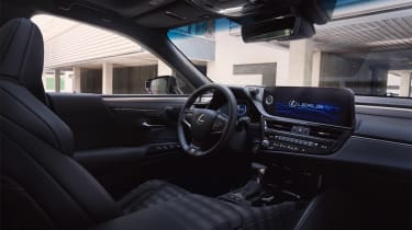 2023 Lexus ES - interior