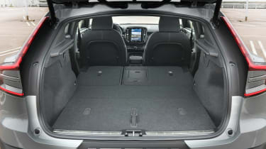 Volvo C40 Recharge 2023 boot seats folded