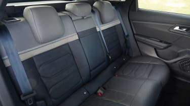 Citroen C5 X rear seats