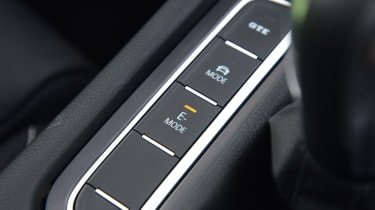 Volkswagen Passat GTE Estate driving selection buttons