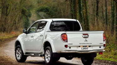 Download Mitsubishi L200 Pickup Pictures Carbuyer Yellowimages Mockups