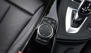 The iDrive infotainment system is controlled via this rotary dial on the centre console