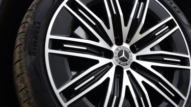 Mercedes EQE SUV alloy wheels