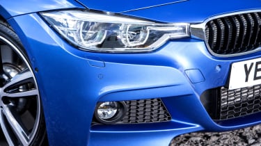 The 3 Series Touring can feature advanced headlights which dip automatically for oncoming traffic