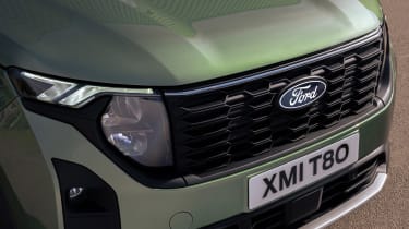 Ford Tourneo Courier front fascia
