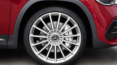 Mercedes-AMG GLA 35 alloy wheel