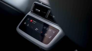 Polestar 4 UK rear controls