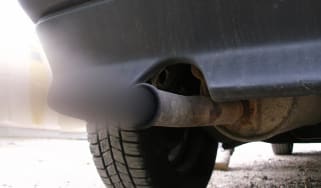 Smoky exhaust pipe