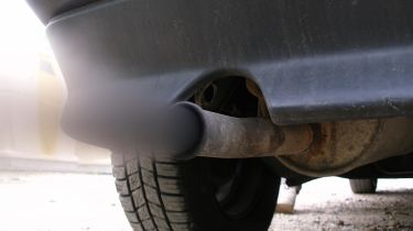 Smoky exhaust pipe