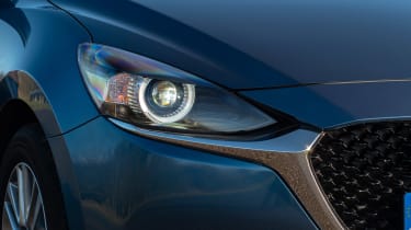 Mazda2 headlight