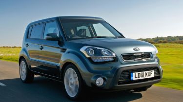 Kia Soul 2013 front quarter tracking