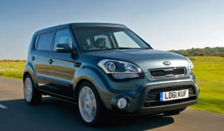 Kia Soul 2013 front quarter tracking
