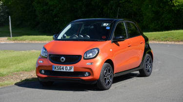 The Smart ForFour was developed hand-in-hand with the Renault Twingo and has its engine in the back.