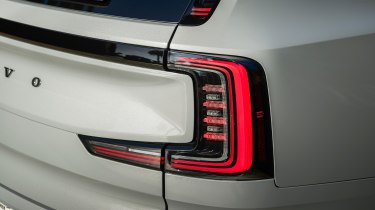 Volvo EX90 rear lights