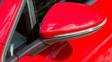 Indicators are integrated into the door mirrors