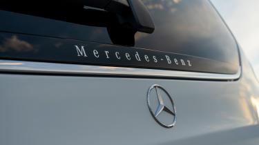 Mercedes V-Class closeup badge