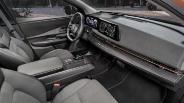 2022 Nissan Ariya - interior 2