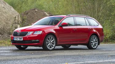 2017 Skoda Octavia Estate - front 3/4 static 