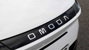 Omoda E5 front badge