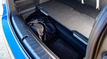 BMW iX1 boot underfloor storage