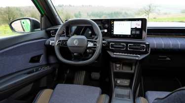 Renault 5 interior