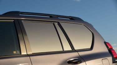Toyota Land Cruiser Utility side windows