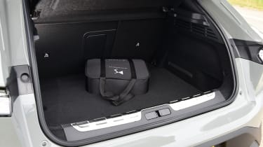 DS 4 hatchback UK boot