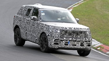 2022 Range Rover - front 3/4 view dynamic