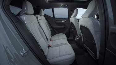 Volvo XC40/EX40 rear seats