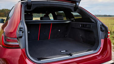 BMW M5 Touring boot