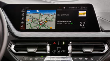 BMW 1 Series hatchback centre console