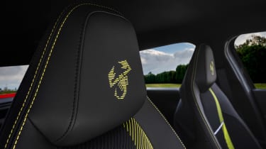 Abarth 600e headrests