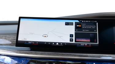 BMW i7 infotainment map