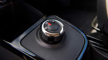 Dacia Spring hatchback controls