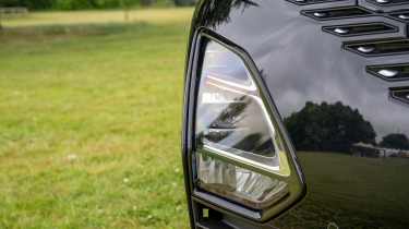 Omoda 5 headlight