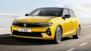 2021 Vauxhall Astra - front 3/4 driving