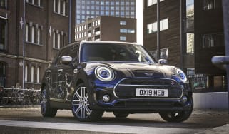 2019 MINI Clubman - front quarter