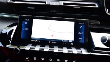 Peugeot 508 SW estate sat-nav