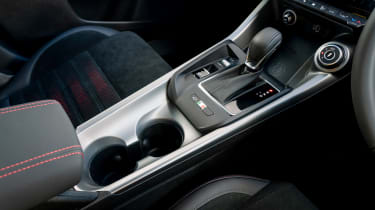 Alfa Romeo Tonale SUV centre console