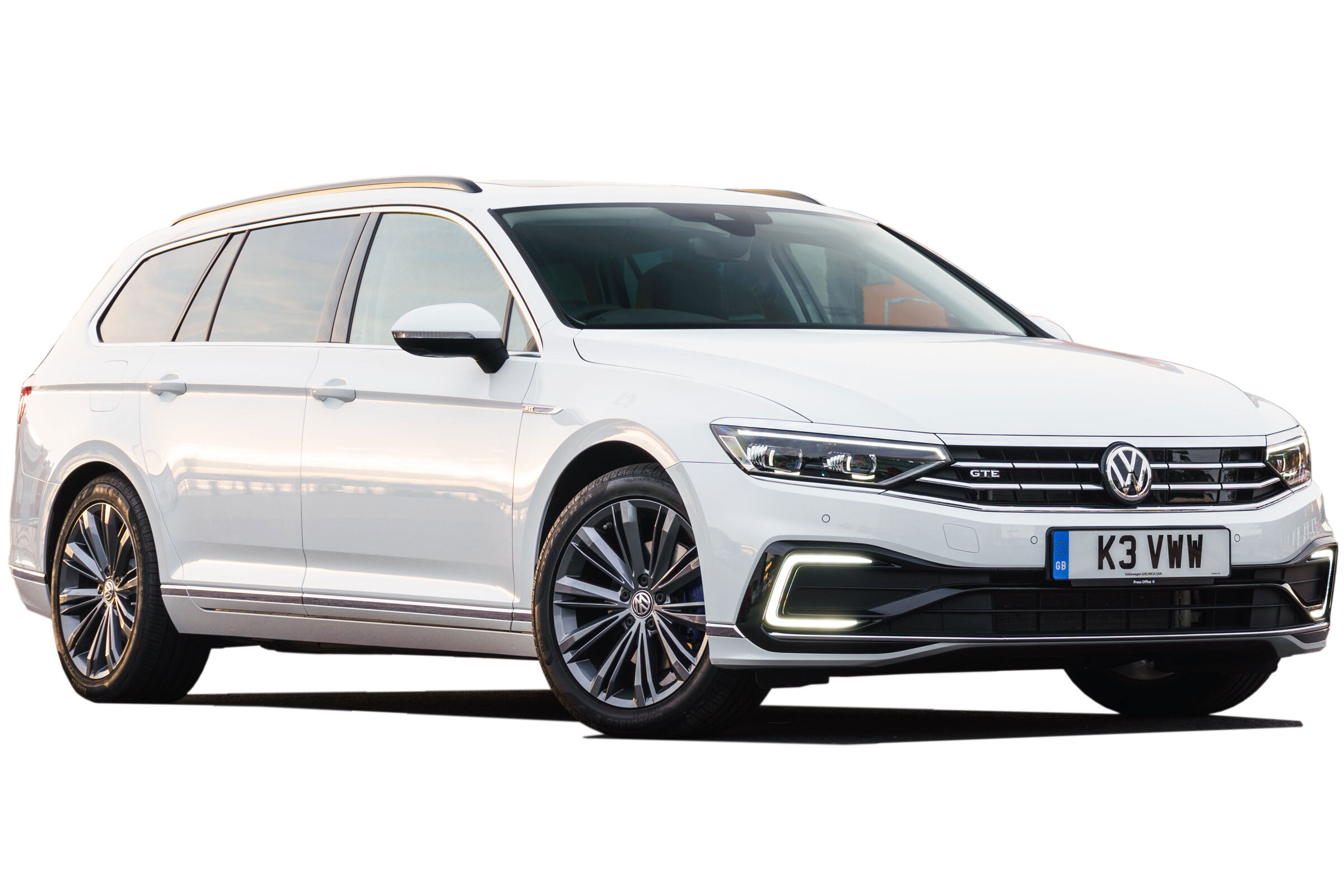 Volkswagen Passat GTE Estate 2020 Review Carbuyer