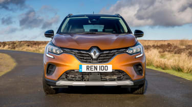 Renault Captur SUV front