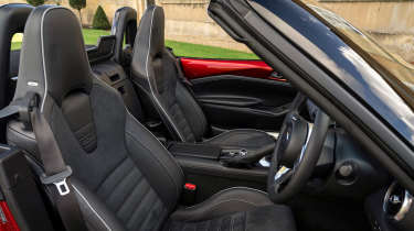 2024 Mazda MX-5 seats