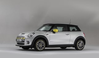 MINI Electric - front 3/4 view