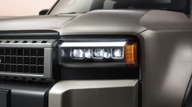 Toyota Land Cruiser headlights