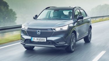 Honda HR-V SUV front 3/4 tracking